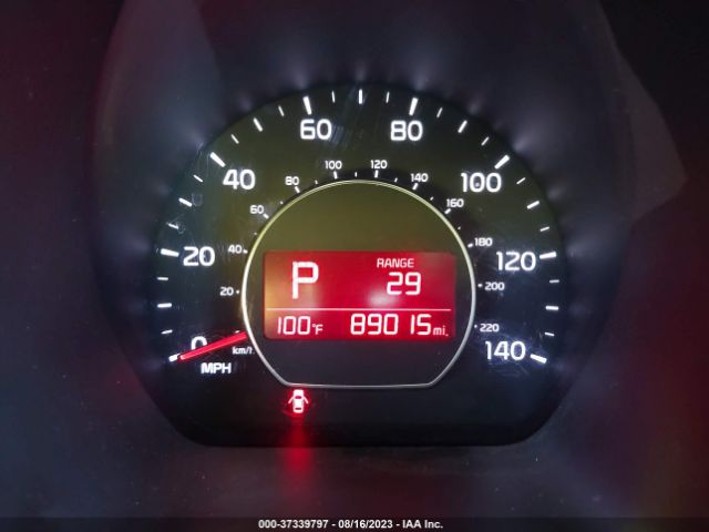 KNDJP3A51J7564793 KIA SOUL +