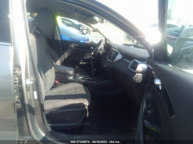 5XYPG4A50HG290631 KIA Sorento Lx V6