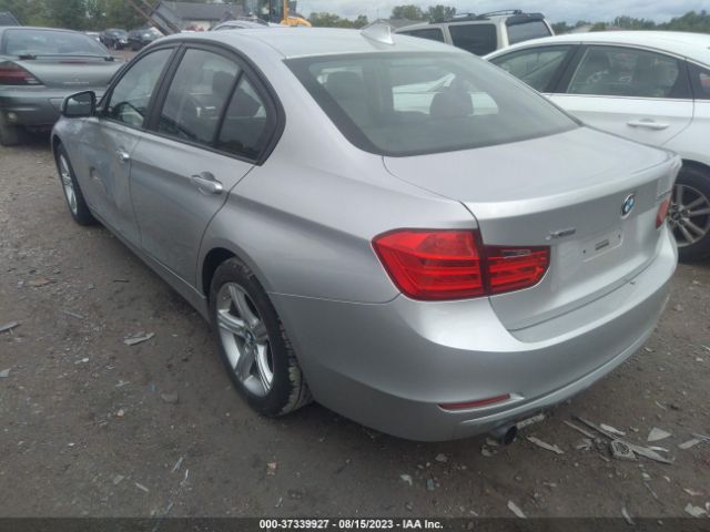 WBA3C3G50FNS75092 BMW 3 Series 320i Xdrive