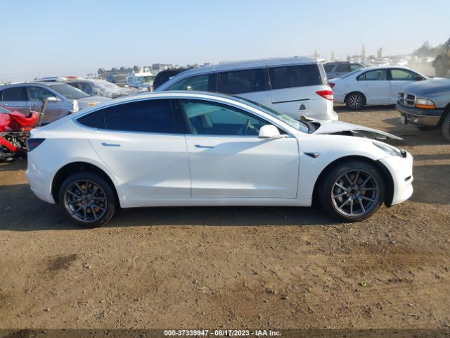 5YJ3E1EA9LF745177 Tesla Model 3 Standard Range