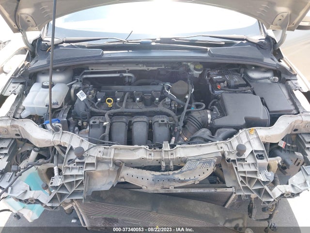 Ford FOCUS SE 2016 1FADP3K22GL221594 Image 17