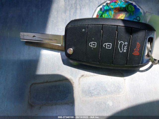 5XYPG4A37KG611411 KIA SORENTO L