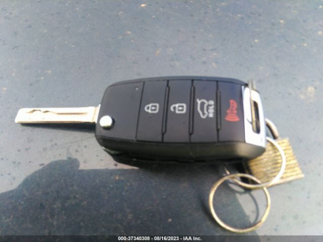 KNDJN2A20F7812626 KIA Soul Base