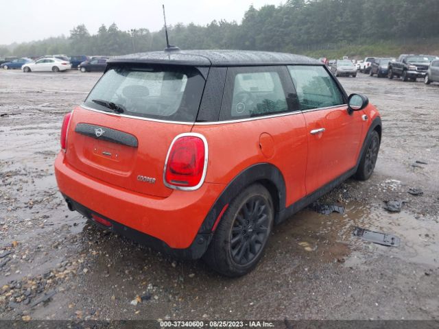 WMWXP5C56K2H95755 Mini Hardtop 2 Door Cooper