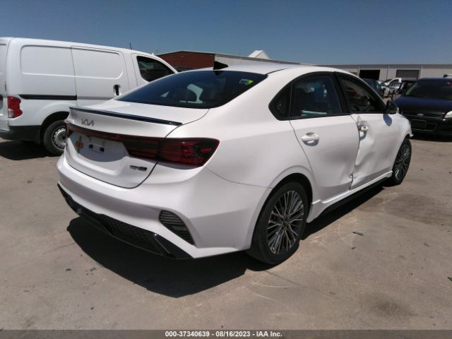 3KPF54AD5NE472147 KIA Forte Gt-line