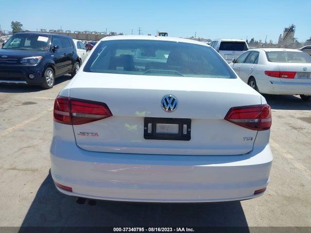 3VW2B7AJ3HM281977 Volkswagen Jetta 1.4t S