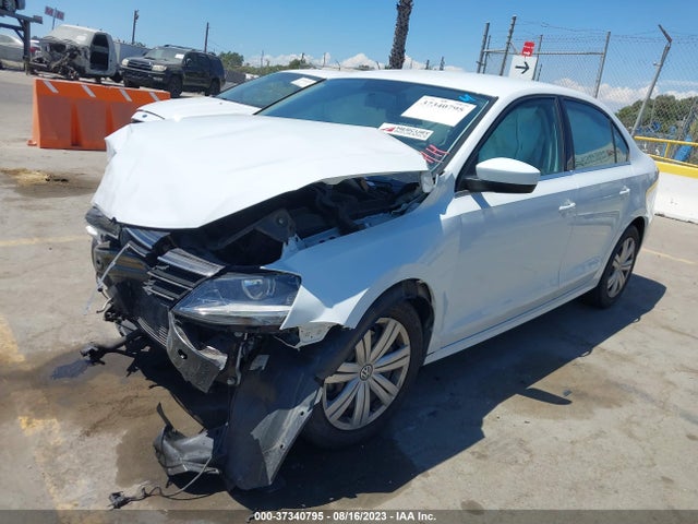 3VW2B7AJ3HM281977 Volkswagen Jetta 1.4t S