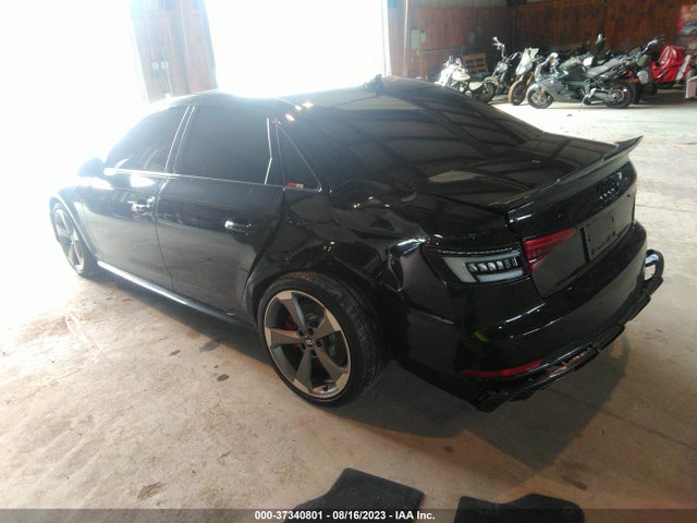 WAUB4AF44JA224975 Audi S4 Premium Plus