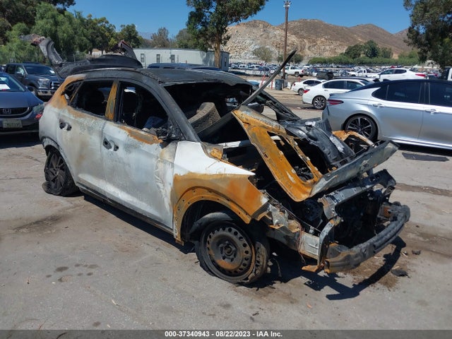 2018 HYUNDAI TUCSON SEL VIN: KM8J33A41JU696632