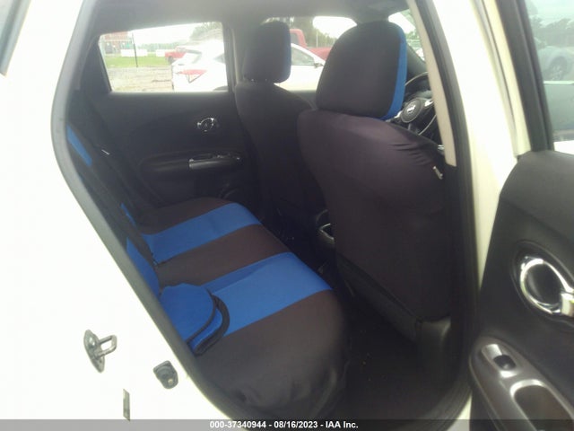 2011 NISSAN JUKE S VIN: JN8AF5MR3BT020032