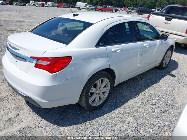 2011 CHRYSLER 200 TOURING VIN: 1C3BC1FB3BN612282