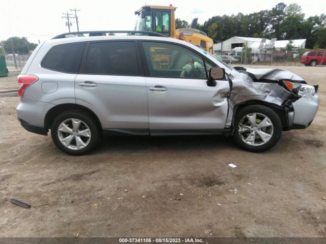 JF2SJAGC9GH475851 Subaru Forester 2.5i Premium