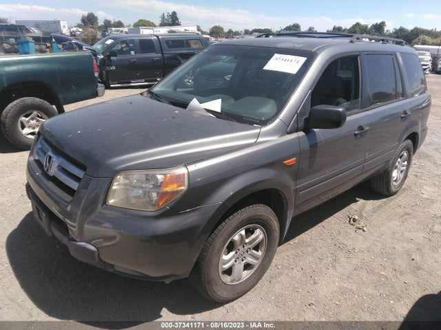 2007 HONDA PILOT LX VIN: 2HKYF18197H533028