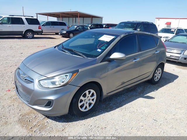 Hyundai Accent Gs/se 2014 KMHCT5AE0EU151671 Image 2