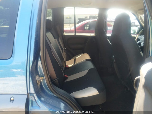 2003 JEEP LIBERTY SPORT VIN: 1J4GL48KX3W704723