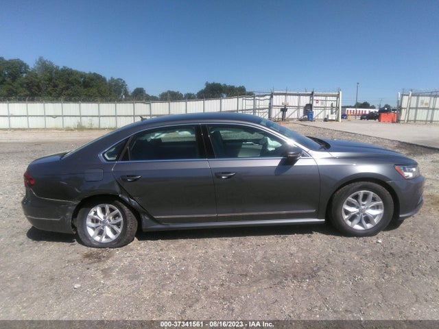 1VWAT7A36HC063804 Volkswagen Passat 1.8t S