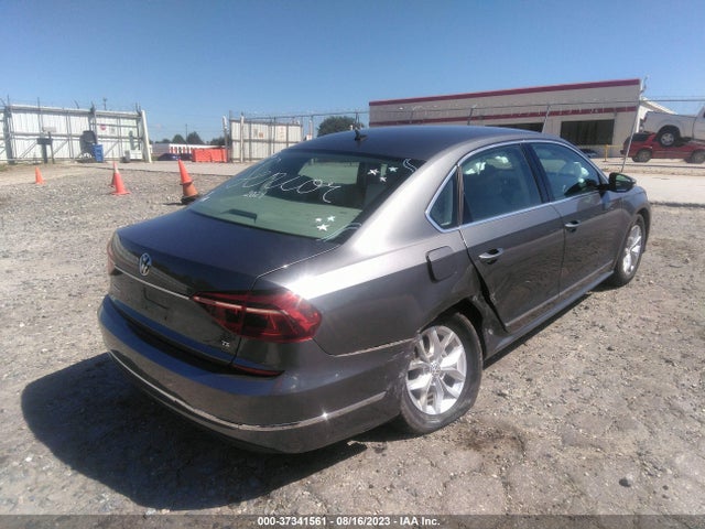 1VWAT7A36HC063804 Volkswagen Passat 1.8t S