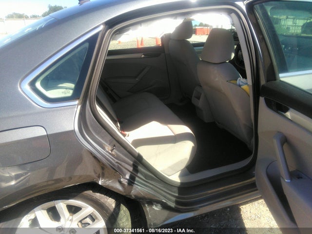 1VWAT7A36HC063804 Volkswagen Passat 1.8t S