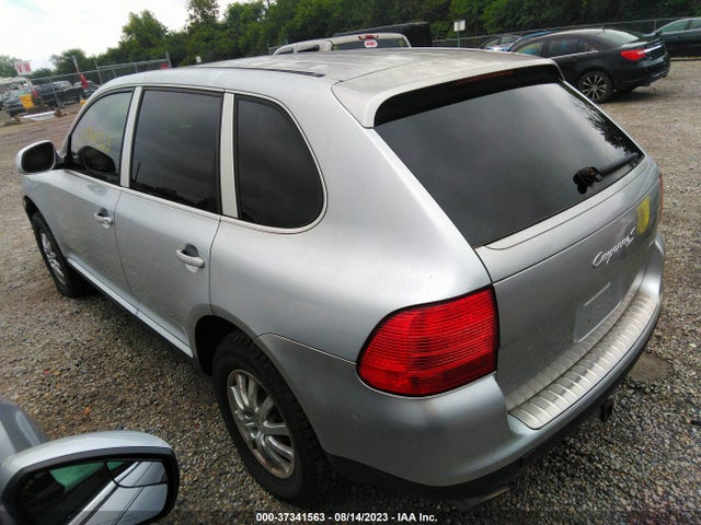 2004 PORSCHE CAYENNE WP1AA29P84LA24319 Photo 2