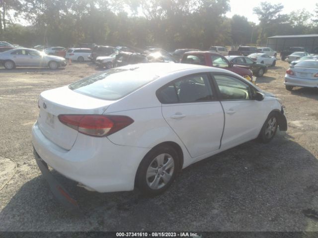 3KPFK4A71HE107634 KIA FORTE LX
