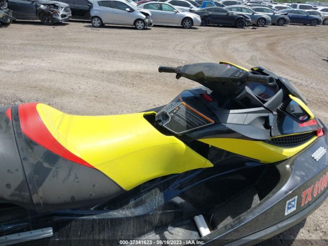 2015 SEADOO SEADOO YDV78424C515      Photo 4