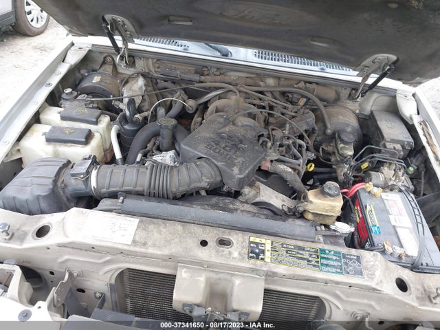 2005 FORD EXPLORER SPORT TRAC XLS/XLT VIN: 1FMDU67K05UB82391