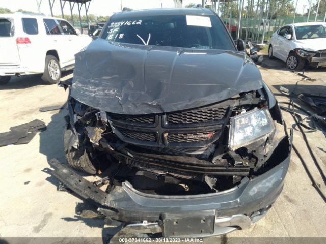 3C4PDCGG1JT275677 Dodge Journey Crossroad