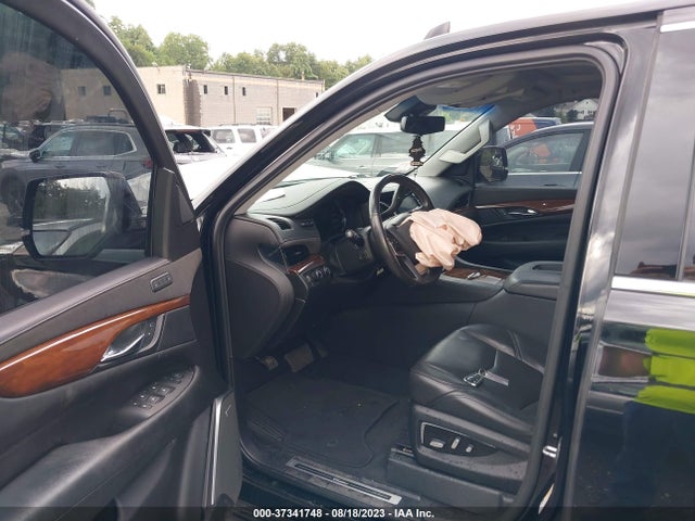 1GYS4BKJ4KR277743 Cadillac Escalade Luxury