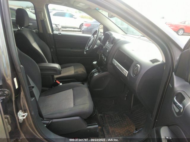 1C4NJDBBXGD500825 Jeep Compass Sport