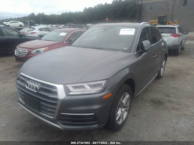 WA1BNAFY8J2201920 Audi Q5 Premium Plus