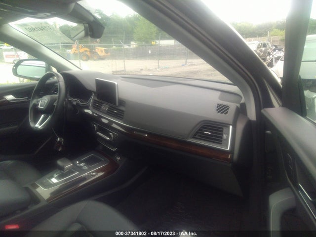 WA1BNAFY8J2201920 Audi Q5 Premium Plus