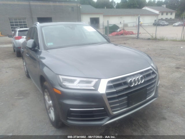 WA1BNAFY8J2201920 Audi Q5 Premium Plus