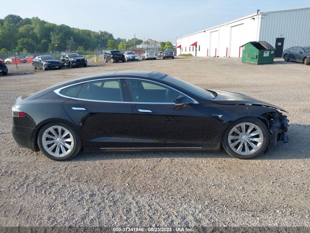 Tesla Model S 75d/100d/p100d 2018 5YJSA1E22JF278603 Image 13