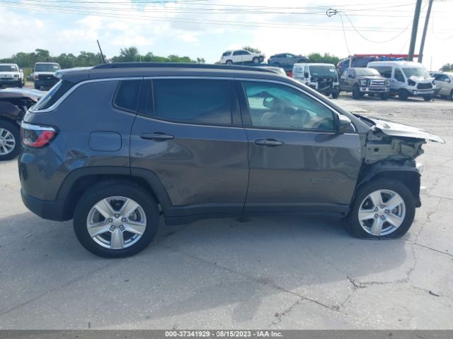 3C4NJDBB3NT105313 Jeep Compass Latitude