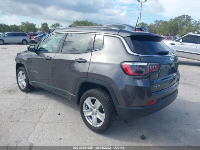 3C4NJDBB3NT105313 Jeep Compass Latitude