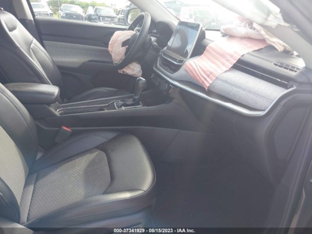 3C4NJDBB3NT105313 Jeep Compass Latitude