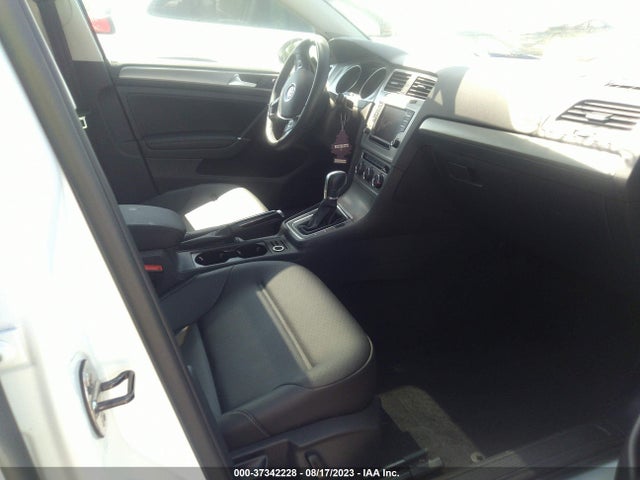 3VW217AU8HM038629 Volkswagen GOLF S