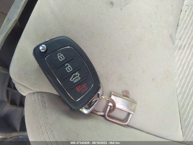 Hyundai SONATA SE 2017 5NPE24AF7HH556265 Image 11