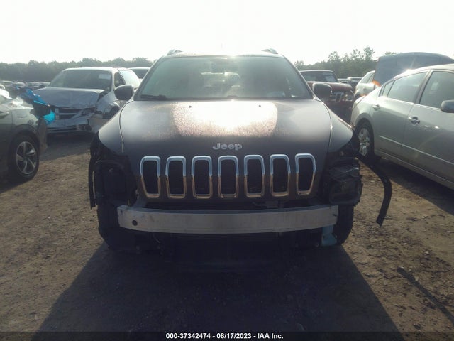 2018 JEEP CHEROKEE LATITUDE PLUS VIN: 1C4PJLLB7JD590931