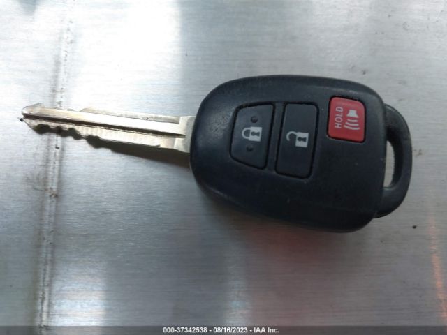 JTLZE4FE9FJ069988 Scion XB