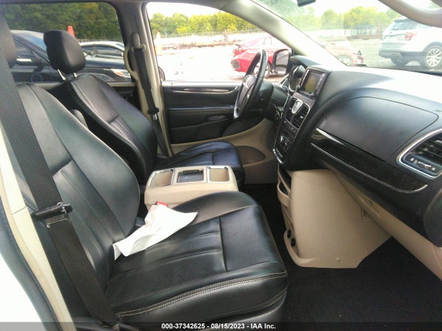 2C4RC1BG1ER218377 Chrysler Town & Country Touring