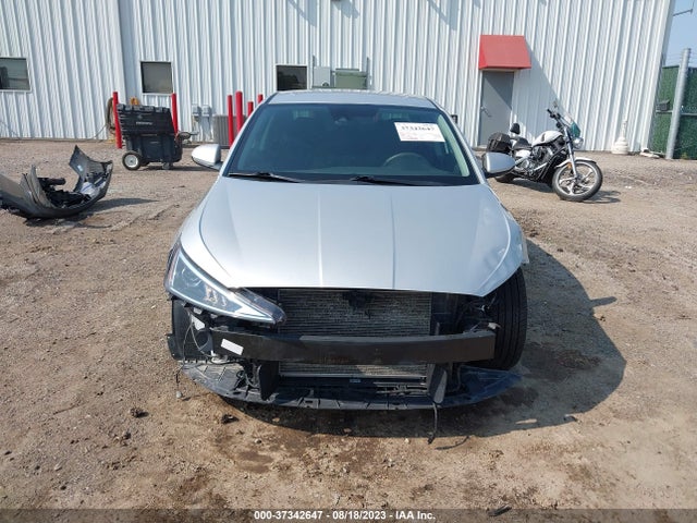Hyundai ELANTRA SEL 2019 5NPD84LF2KH438140 Image 13