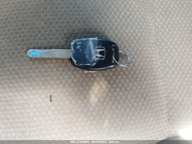 2008 HONDA PILOT EX VIN: 5FNYF28458B012100