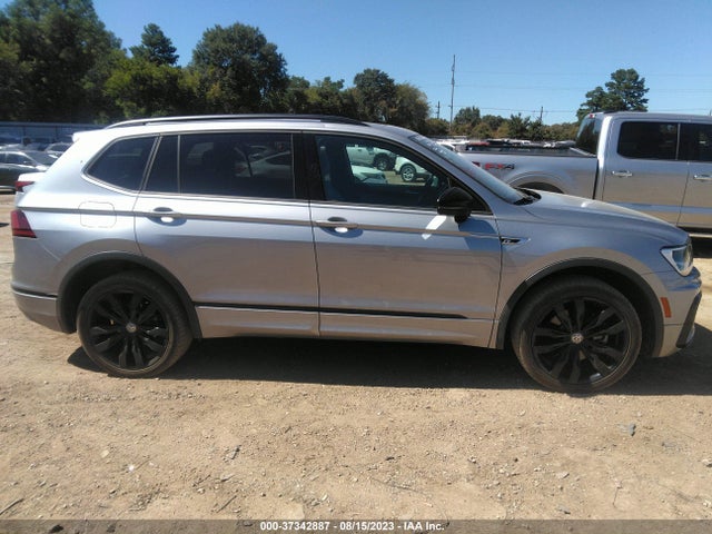 3VV2B7AX8LM120395 Volkswagen Tiguan Se/sel/se R-line Black
