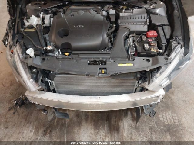 1N4AA6AP0JC405670 Nissan Maxima 3.5 Sl