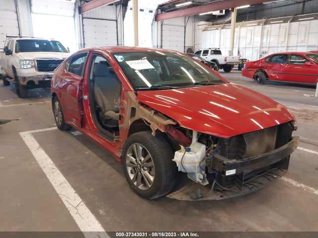 2018 5NPD84LF7JH351137 main image