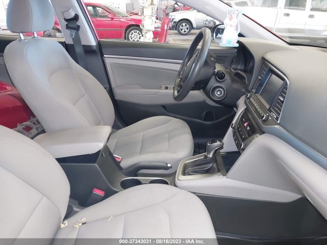 Hyundai ELANTRA SEL 2018 5NPD84LF7JH351137 Image 12