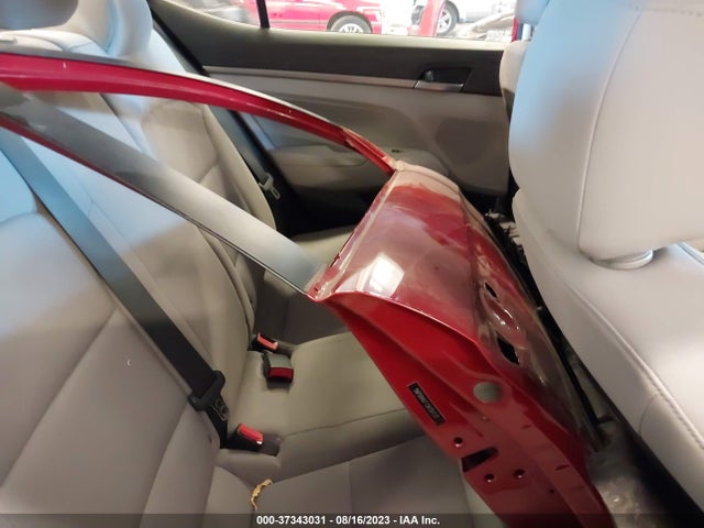 Hyundai ELANTRA SEL 2018 5NPD84LF7JH351137 Image 15