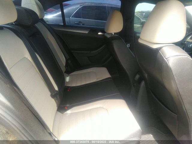 3VWD17AJ9GM273523 Volkswagen Jetta Sedan 1.8t Sport