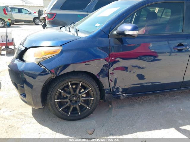 JTKKUPB42E1041052 Scion XD